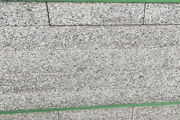 五蓮花路沿石的保養(yǎng)防護(hù)原則
